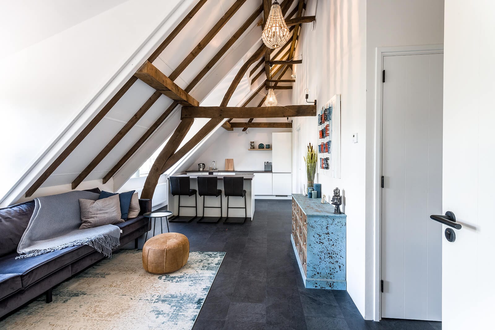 Bedrijfsruimte met woning Leersum